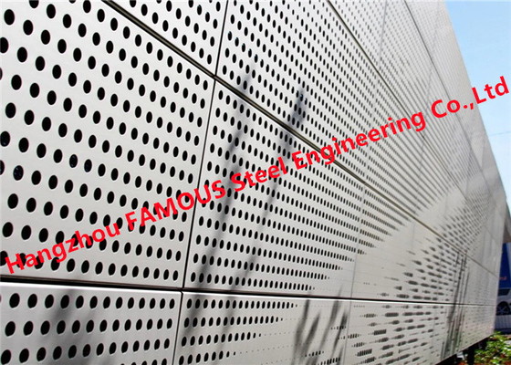 Chine Le criblage perforé en aluminium vertical lambrisse 20mm et auvents horizontaux de Sunblade fournisseur