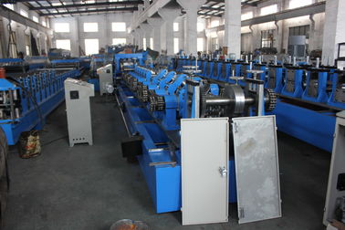 Chine Le Purlin de C Z laminent à froid former la machine à l'acier au carbone Q195/Q235 fournisseur