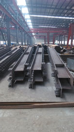 Chine Toutes sortes d'acier profile les poutres en double T C et la fabrication de plat d'angle de Purlin de Z fournisseur