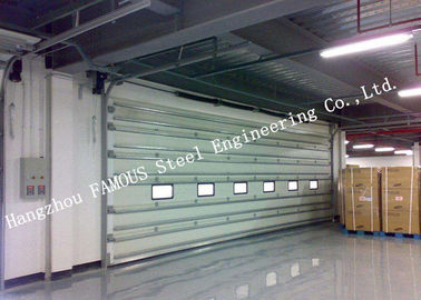 Chine Portes industrielles transparentes s'ouvrantes verticalement de garage avec les portes flexibles de volet de rideau fournisseur
