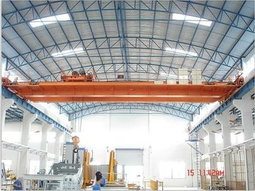 Chine Atelier lourd économique et entrepôt de structure métallique avec des grues de pont aérien fournisseur