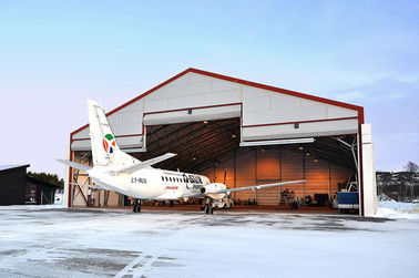 Chine Hangars en acier d'avions de portes roulées de Clearspan Pré-machinés avec les bottes en acier fournisseur