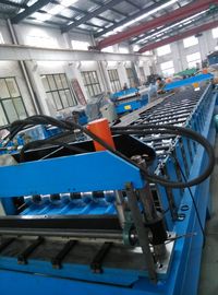 Chine Petit pain ridé de tôle d'acier formant le panneau solaire de machine pour la construction fournisseur