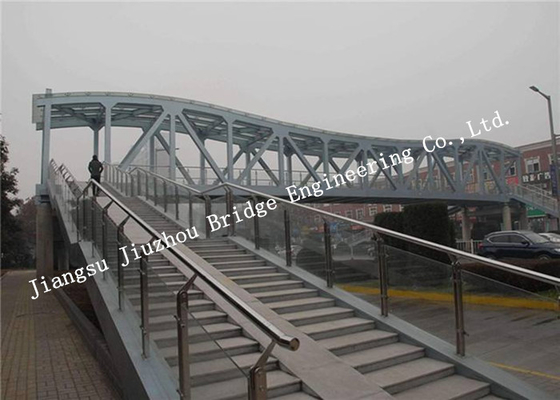 Chine Le pont piétonnier en acier de construction en métal a peint Bailey Panel Prefabricated fournisseur