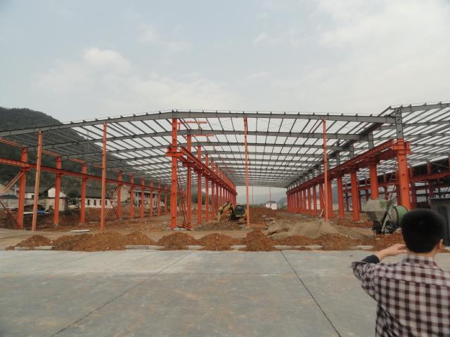 Bâtiments à charpente d'acier/bâtiments en acier industriels pour l'entrepôt et la salle d'exposition en acier 0