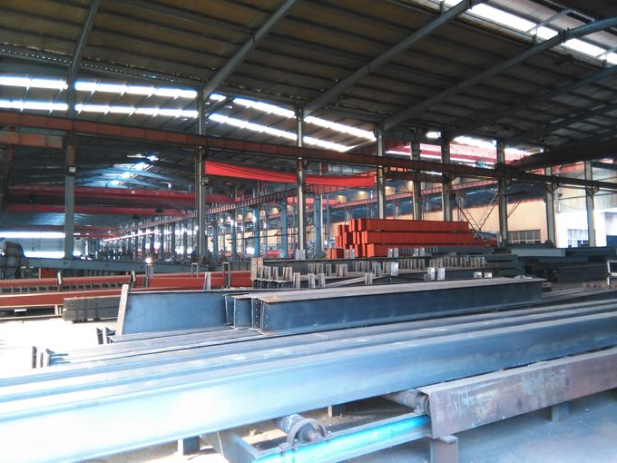 Hangar industriel incurvé par entrepôt préfabriqué d'acier de construction de toit 2