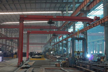 Chine Bâtiment léger préfabriqué de construction de fabrications d'acier de construction fournisseur