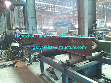 Chine Bâtiments en acier industriels de Clearspan en métal préfabriqués avec de l'acier au carbone de forme de W fournisseur