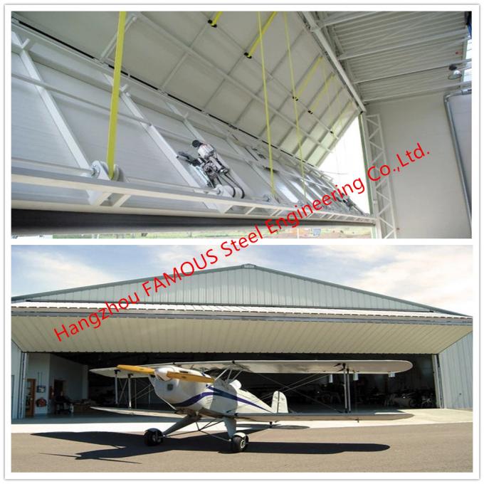 Hydraulique porte d'avion de Bi de pli de hangar de porte de solution de panneau simple en acier vertical de lumière 2